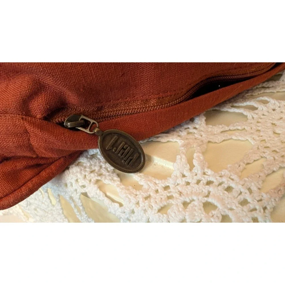 Set Of 2 Pier 1 EmbroideredHummingbird Tree Throw Pillows Gold‎ Brown Red 17